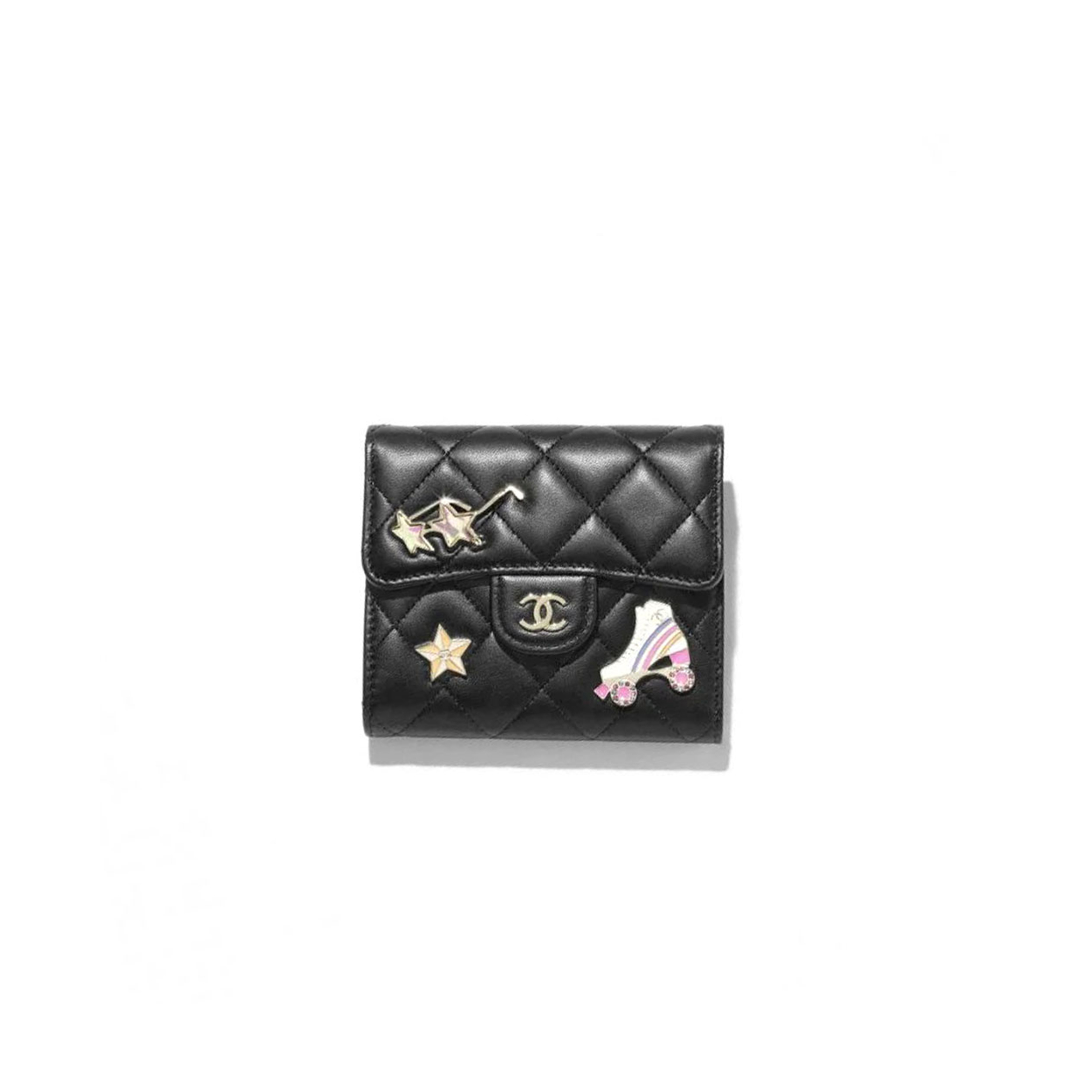 CHANEL MASTER LAMBSKIN ENAMEL QUILTED ROLLER SKATE COMPACT FLAP WALLET BLACK AP0231 (11*10cm)
